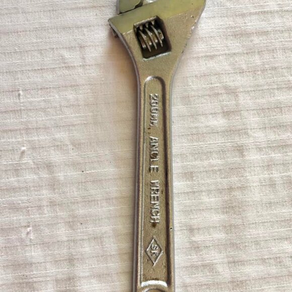 Vintage Metric Automotive Complete 19pc Automotive Tool Kit W/ Zipper Case - Picture 5 of 10